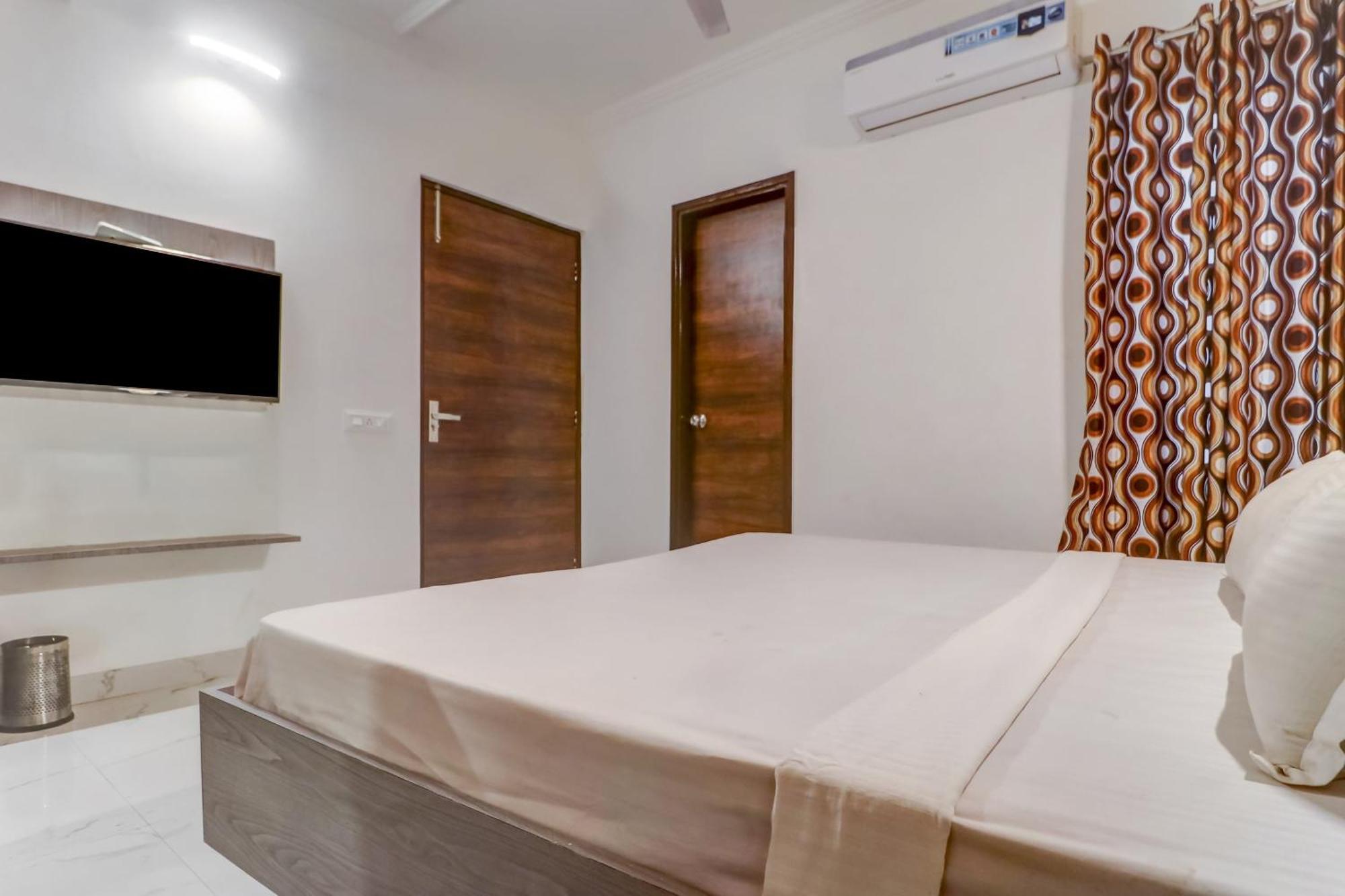Townhouse Otel Ludhiana Dış mekan fotoğraf