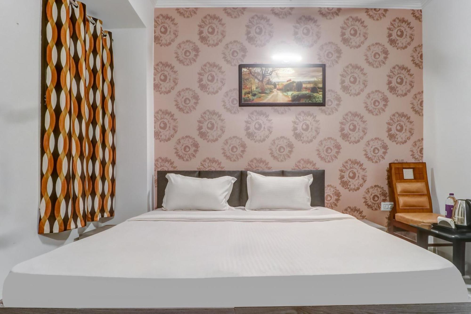 Townhouse Otel Ludhiana Dış mekan fotoğraf