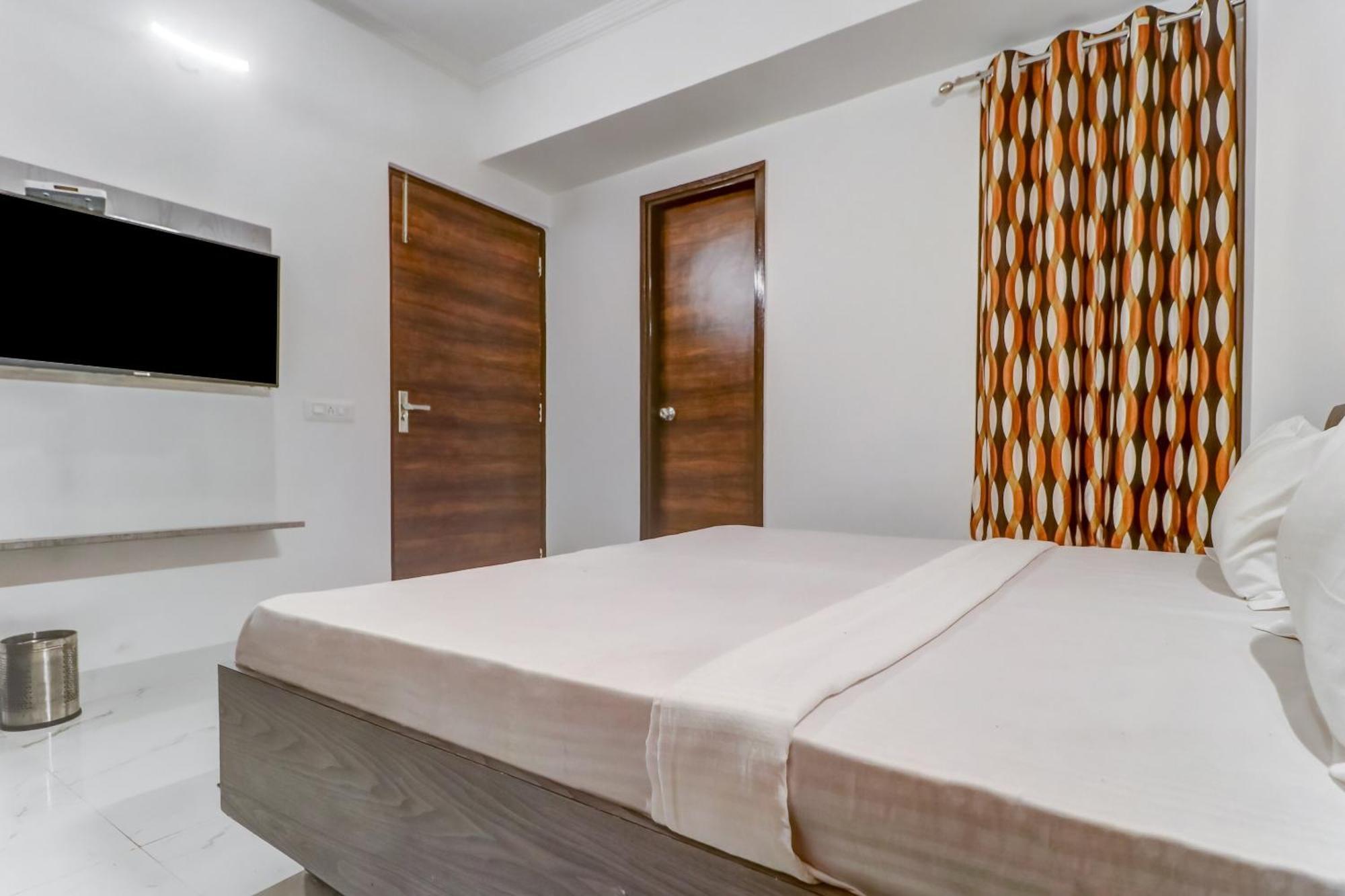 Townhouse Otel Ludhiana Dış mekan fotoğraf